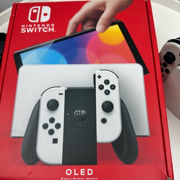 Nintendo Switch OLED White w/Mario Kart 8+128 GB memory+ hard cover case - Picture 10 of 12